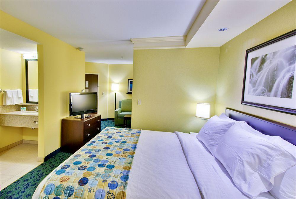 Springhill Suites By Marriott Corona Riverside Exterior foto