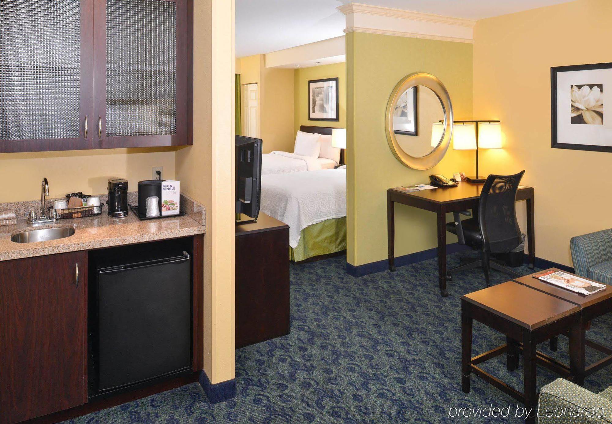 Springhill Suites By Marriott Corona Riverside Exterior foto